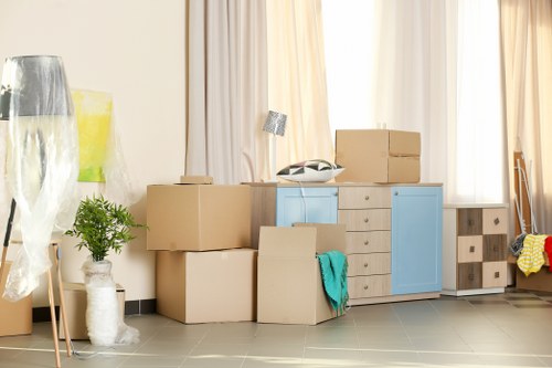Local storage options for homes and businesses in Elephant and Castle