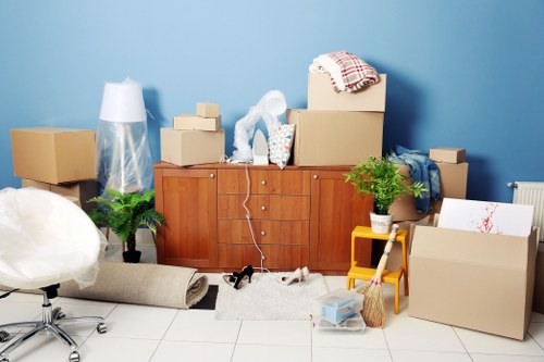 Packing boxes and moving supplies for homes and offices in Elephant and Castle