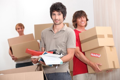 Loading and transport responsibilities for a van move service